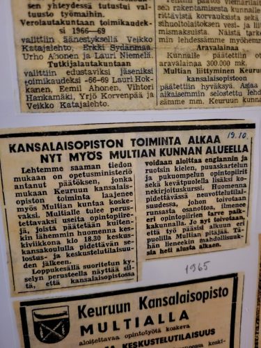 19.10.1965 SuurKeuruu on julkaissut jutun otsikolla "Kansalaisopiston toiminta alkaa nyt myös Multian kunnan alueella".